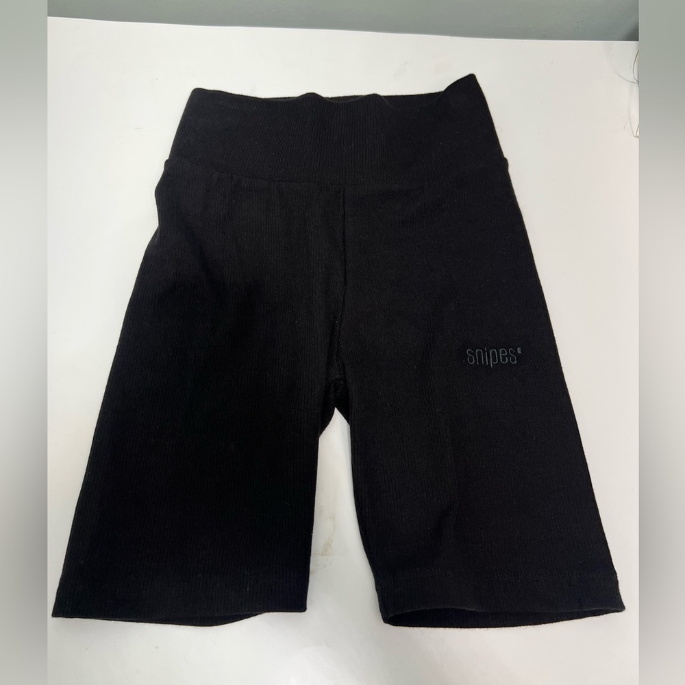 Snipes Women's Size XS Black Rib Knit High Rise 6" Inseam Biker Shorts NWT